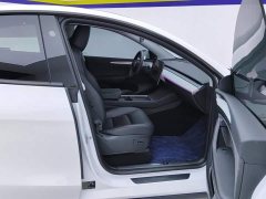 Tesla Model Y 2024 Rear-Wheel Drive - ფოტო 8