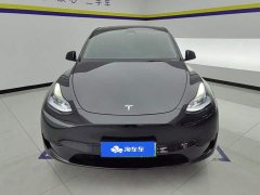 Tesla Model Y Rear-Wheel Drive - ფოტო 2