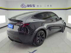 Tesla Model Y Rear-Wheel Drive - ფოტო 3