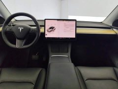 Tesla Model Y Rear-Wheel Drive - ფოტო 12