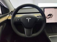 Tesla Model Y Rear-Wheel Drive - ფოტო 15