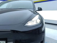 Tesla Model Y Rear-Wheel Drive - ფოტო 5
