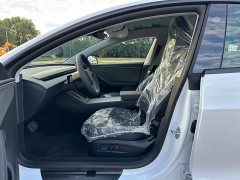 Tesla Model 3 Long Range All-Wheel Drive - ფოტო 9