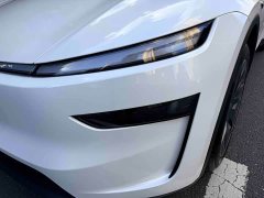 Tesla Model Y L 2025 Long Range All-Wheel Drive - ფოტო 3