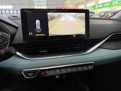 Geely Emgrand S 1.4T CVT Crossover Player Edition - ფოტო 13