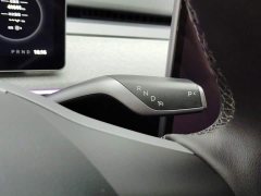 Tesla Model Y Rear-Wheel Drive - ფოტო 16