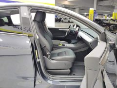 Tesla Model Y Rear-Wheel Drive - ფოტო 8