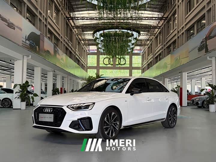 Audi A4L 40 TFSI Luxury Dynamic - ავტომობილი ჩინეთიდან