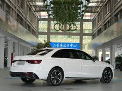 Audi A4L 40 TFSI Luxury Dynamic - ფოტო 3