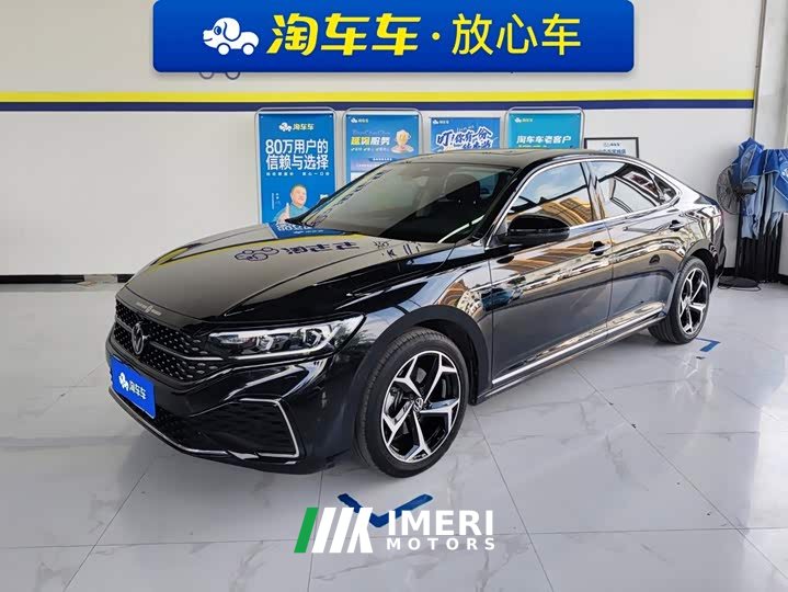Volkswagen Passat Facelift 330TSI Starry Sky Luxury Edition