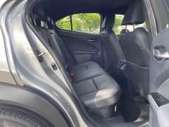 Lexus UX 260h Exploration & Interest Edition - ფოტო 15