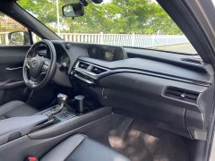 Lexus UX 260h Exploration & Interest Edition - ფოტო 7