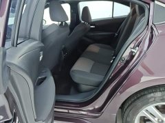 Toyota Corolla Hybrid 1.8H E-CVT Luxury - ფოტო 11