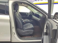 Ford Explorer EcoBoost 285 AWD Titanium 6-Seater - ფოტო 8