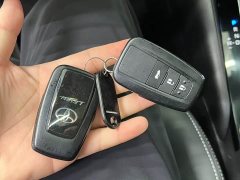 Toyota Corolla 1.8L CVT Luxury - ფოტო 19