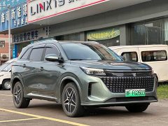 BYD Yuan Plus EV Glory Edition 100KM Premium 5-Seater - ფოტო 3