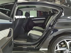 Volkswagen Magotan 2 Million Units Commemorative Edition 330TSI DSG Luxury - ფოტო 11