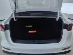 SAIC MG i5 1.5L Manual Comfort Edition - ფოტო 4