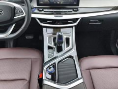 Geely Jiayue New Energy Jiangji New Energy 1.5TD PHEV Platinum Luxury - photo 16