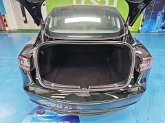 Tesla Model 3 2022 Rear-Wheel Drive - ფოტო 16