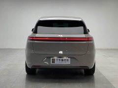 Li Auto L6 Max - ფოტო 6