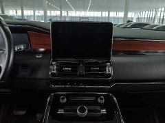Lincoln Navigator 3.5T Prestige Edition - ფოტო 11