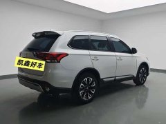 Mitsubishi Outlander 2.0L FWD Comfort 5-Seater - ფოტო 4