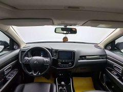 Mitsubishi Outlander 2.0L FWD Comfort 5-Seater - ფოტო 9