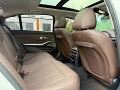 BMW 3 Series 325Li M Sport Package - ფოტო 11