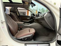 BMW 3 Series 325Li M Sport Package - ფოტო 13