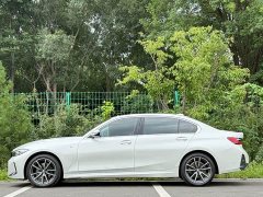 BMW 3 Series 325Li M Sport Package - ფოტო 4