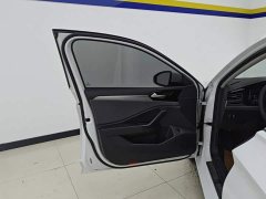 Volkswagen Sagitar 280TSI DSG Flying Edition - ფოტო 7