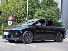 Li Auto i6 2025 Two-Wheel Drive Standard - ფოტო 1