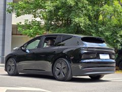 Li Auto i6 2025 Two-Wheel Drive Standard - ფოტო 9