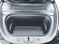 Tesla Model Y Rear-Wheel Drive - ფოტო 10