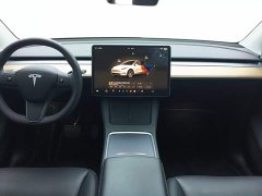 Tesla Model Y Rear-Wheel Drive - ფოტო 12