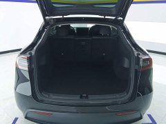 Tesla Model Y Rear-Wheel Drive - ფოტო 4