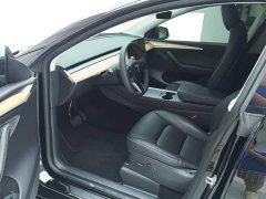 Tesla Model Y Rear-Wheel Drive - ფოტო 9