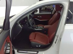 BMW 3 Series 320Li M Sport Package - ფოტო 9