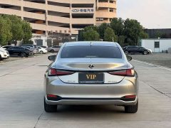 Lexus ES 2023 200 Luxury - ფოტო 5