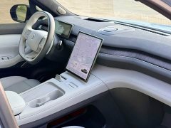 NIO EC7 75kWh - ფოტო 17