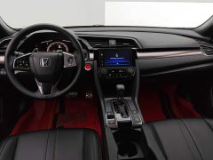 Honda Civic 2021 Hatchback 220 Turbo CVT Trendy Control - ფოტო 12