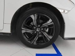 Honda Civic 2021 Hatchback 220 Turbo CVT Trendy Control - ფოტო 6
