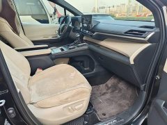 Toyota Sienna 2.5L Hybrid Premium Edition - ფოტო 13