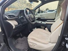 Toyota Sienna 2.5L Hybrid Premium Edition - ფოტო 8
