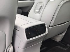 AITO M9 Extended Range Ultra 42kWh 6-Seater - ფოტო 19