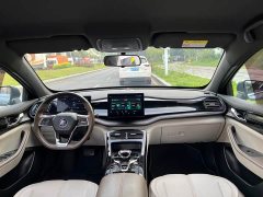 BYD Qin PLUS Glory Edition DM-i 55KM Leading - ფოტო 13