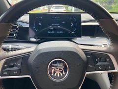 BYD Qin PLUS Glory Edition DM-i 55KM Leading - ფოტო 14