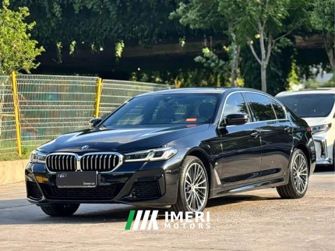 2023 BMW 5 Series 530Li Premier M Sport Package - автомобиль из Китая