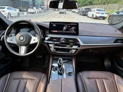 BMW 5 Series 530Li Premier M Sport Package - ფოტო 11